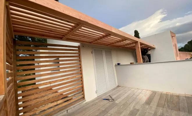 Fabrication d'un brise soleil et garde corps à Saint Cyprien commune de Lecci, Porto Vecchio, JBS CONSTRUCTIONS